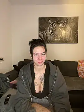 zoeelovee online show from 02.09.26