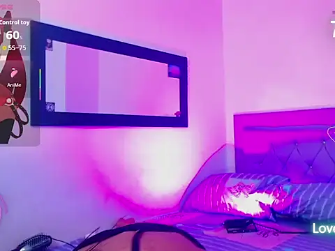 moonlyvelvet online show from 04.05.26