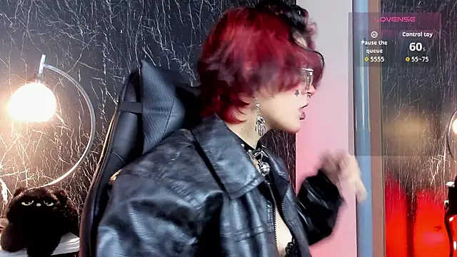 YuuMiko online show from 04.07.26