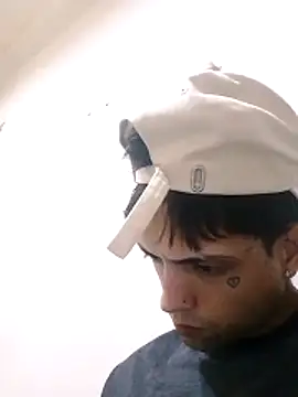 Snapshot of CubanoxxxSex chatting on 02.20.26 CubanoxxxSex online show from 02.20.26