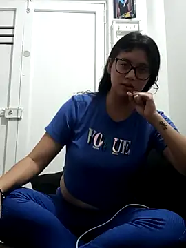 Dahlia-Rose online show from 02.25.26