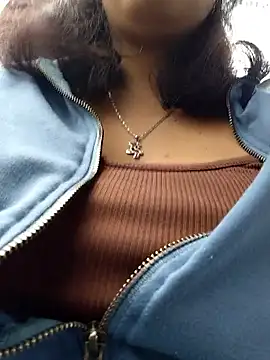 Snapshot of Mari-98 chatting on 02.24.26 Mari-98 online show from 02.24.26