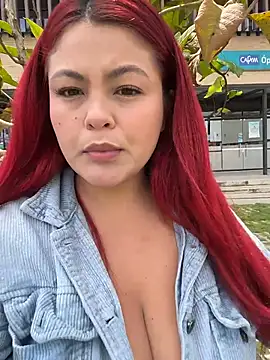 Lia-Moon77 online show from 02.15.26