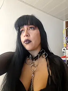 Snapshot of valen_ros chatting on 06.16.26 valen ros online show from 06.16.26