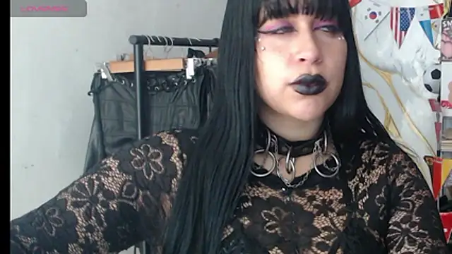 Snapshot of valen_ros chatting on 06.22.26 valen ros online show from 06.22.26
