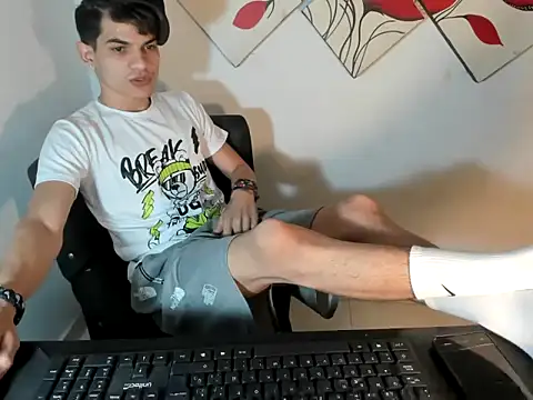 Jesshot bigcock20cm online show from 05.21.26