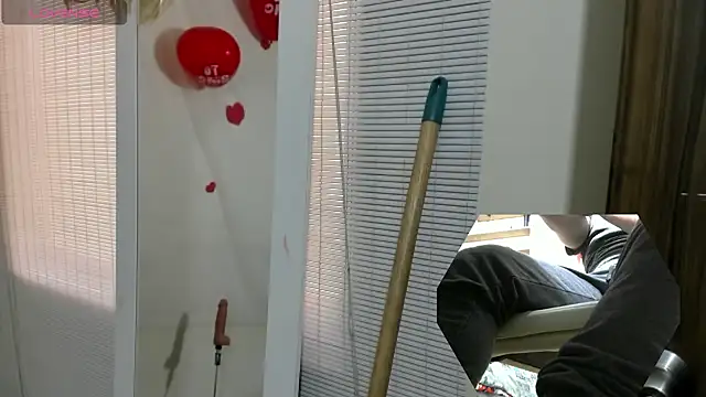 Nyomi browm online show from 02.11.26