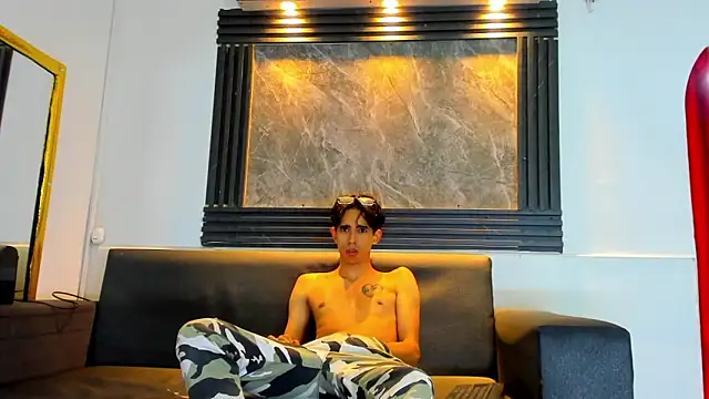 Snapshot of Wonka_1 chatting on 02.06.26 Wonka 1 online show from 02.06.26