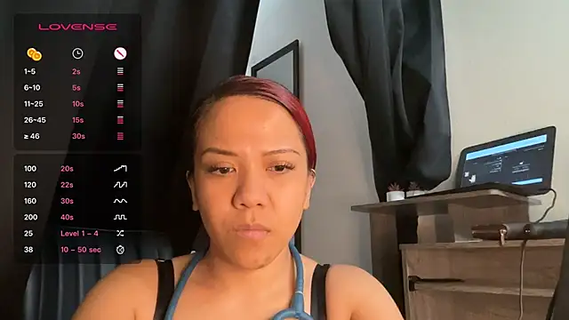 ArielsFeet333 online show from 04.08.26