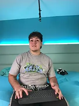 EmilyAndAndrew online show from 04.06.26