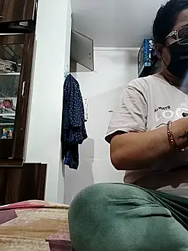 GangbangCouple online show from 02.21.26