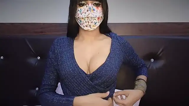 KavyaCurves online show from 03.29.26