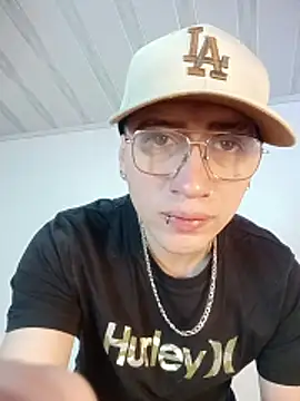 Emmanuel Lust online show from 02.18.26