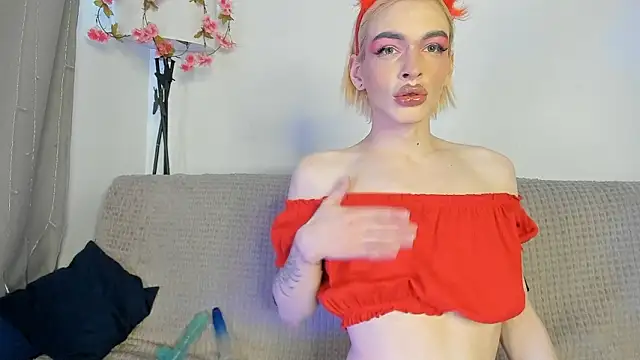 Snapshot of DeepSignal chatting on 02.24.26 DeepSignal online show from 02.24.26