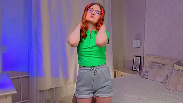 MaggieCata online show from 02.17.26