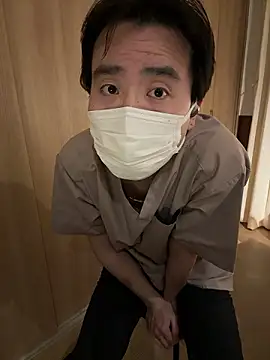 shizuku-kun211 online show from 04.08.26