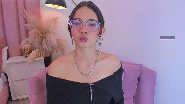 im lily  online show from 03.24.26