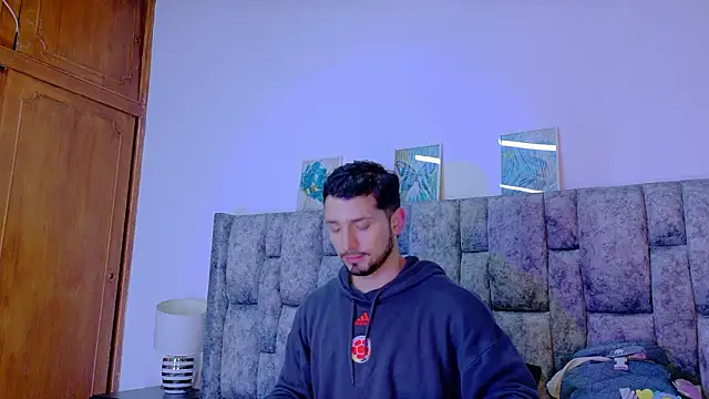 Snapshot of NICK_MOSS_ chatting on 02.27.26 NICK MOSS online show from 02.27.26