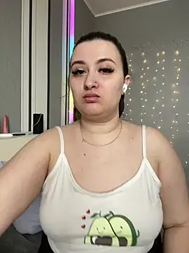 lipsi vikki online show from 02.25.26