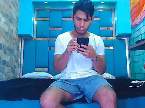 warmNoah online show from 02.26.26