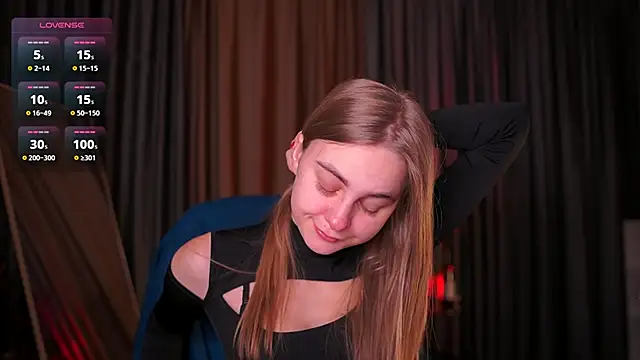 Snapshot of Erica_Grace chatting on 04.01.26 Erica Grace online show from 04.01.26