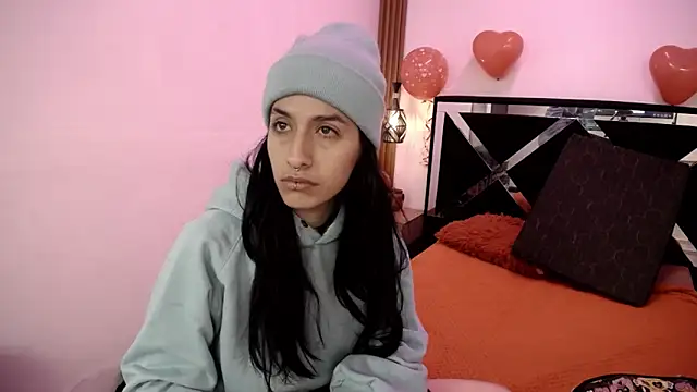 Snapshot of FRANCESCA_LOVE_ chatting on 02.19.26 FRANCESCA LOVE online show from 02.19.26