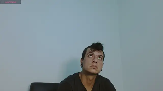 Snapshot of SkinnyDevil12 chatting on 02.15.26 SkinnyDevil12 online show from 02.15.26