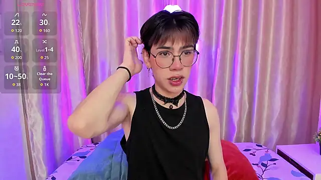 Demian Hush online show from 03.15.26