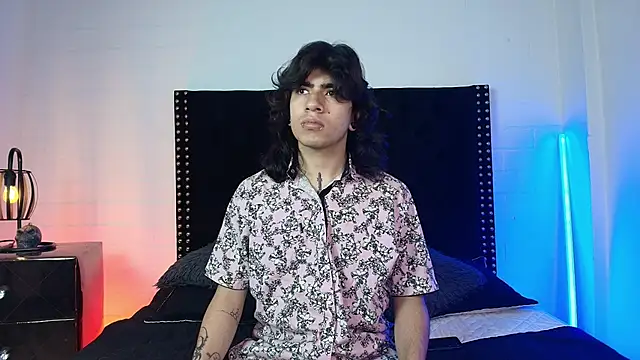 Snapshot of Axell_Kussh chatting on 02.15.26 Axell Kussh online show from 02.15.26