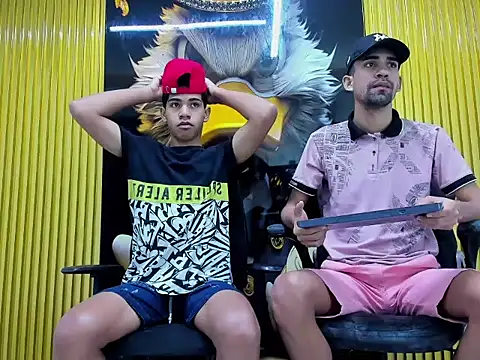 Snapshot of couplehot_sex_ chatting on 02.20.26 couplehot sex online show from 02.20.26