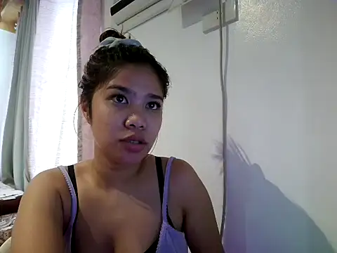 Snapshot of Avery_69 chatting on 03.08.26 Avery 69 online show from 03.08.26