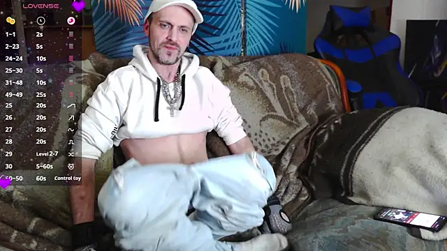 Snapshot of SwatRocShy chatting on 02.09.26 SwatRocShy online show from 02.09.26