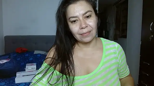 Karo sexy online show from 12.04.25