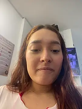 Snapshot of Emily_Harpeer chatting on 02.20.26 Emily Harpeer online show from 02.20.26