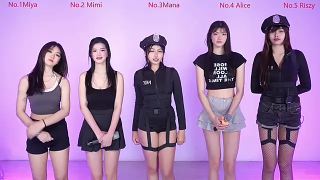 Snapshot of Velvet-girl chatting on 02.09.26 Velvet-girl online show from 02.09.26