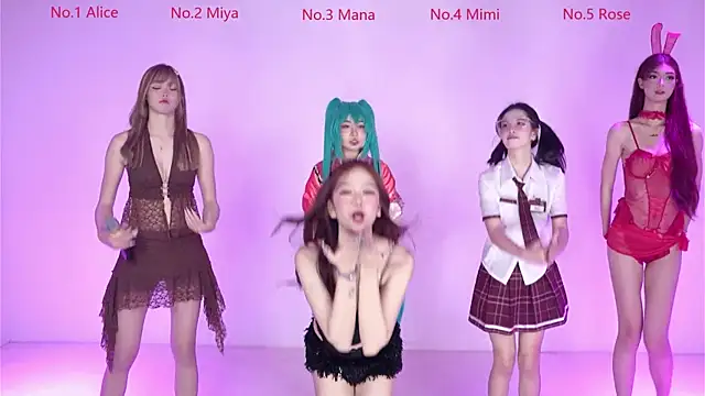 Snapshot of Velvet-girl chatting on 04.01.26 Velvet-girl online show from 04.01.26