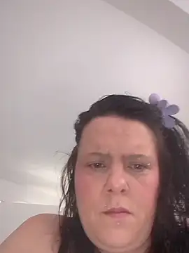 Snapshot of louisa36 chatting on 02.11.26 louisa36 online show from 02.11.26