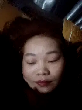 Snapshot of Miesi-c2clove chatting on 02.08.26 Miesi-c2clove online show from 02.08.26