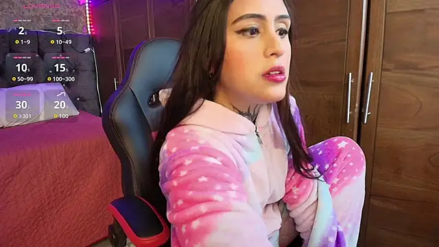 Snapshot of sarah_escobarr chatting on 02.28.26 sarah escobarr online show from 02.28.26