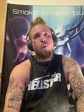 Snapshot of Smokebluntafterblunt chatting on 02.07.26 Smokebluntafterblunt online show from 02.07.26