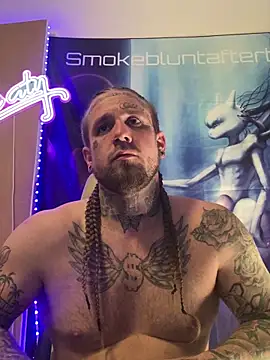 Smokebluntafterblunt online show from 04.13.26