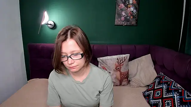 EmmaEthereal online show from 04.04.26