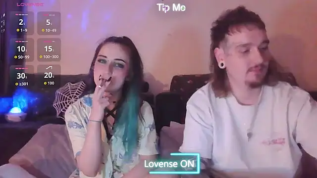 Snapshot of NoturNeurotypical chatting on 03.04.26 NoturNeurotypical online show from 03.04.26