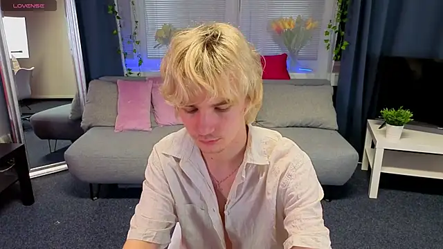 Snapshot of JameMiller chatting on 02.27.26 JameMiller online show from 02.27.26