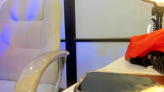 lorraineHunter online show from 04.02.26