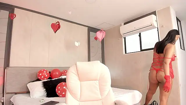 Snapshot of alicee_clark_ chatting on 02.14.26 alicee clark online show from 02.14.26