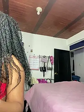 Snapshot of AnnaHot- chatting on 02.25.26 AnnaHot- online show from 02.25.26