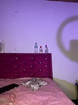 Snapshot of AnnaHot- chatting on 02.28.26 AnnaHot- online show from 02.28.26