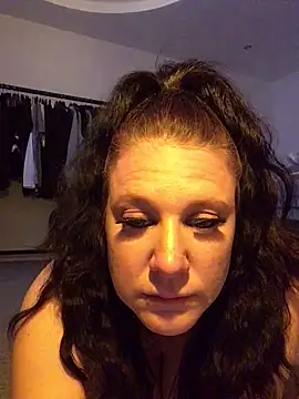 NaomiPackh92906 online show from 05.19.26