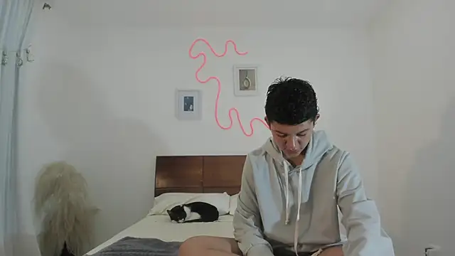 Snapshot of hardcoreheat_ind chatting on 02.23.26 hardcoreheat ind online show from 02.23.26